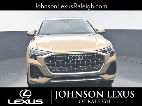 Used 2025 Audi Q8 Premium Plus image 4