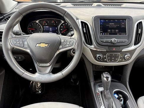 Used 2020 Chevrolet Equinox LT image 15