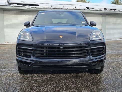 Certified 2022 Porsche Cayenne image 10