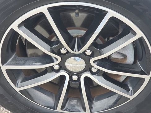 Used 2014 Dodge Grand Caravan SE image 17