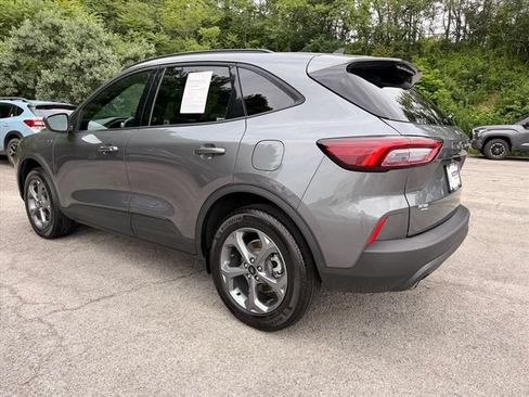 Used 2025 Ford Escape ST-Line AWD/4WD image 8
