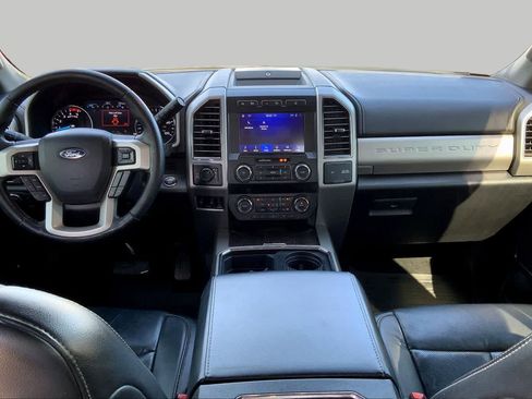 Used 2020 Ford F250 Lariat w/ Lariat Ultimate Package AWD/4WD image 14