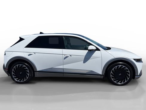 Certified 2024 Hyundai Ioniq 5 Limited AWD/4WD image 6