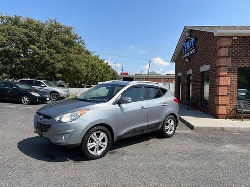 Used 2013 Hyundai Tucson GLS AWD/4WD image 2