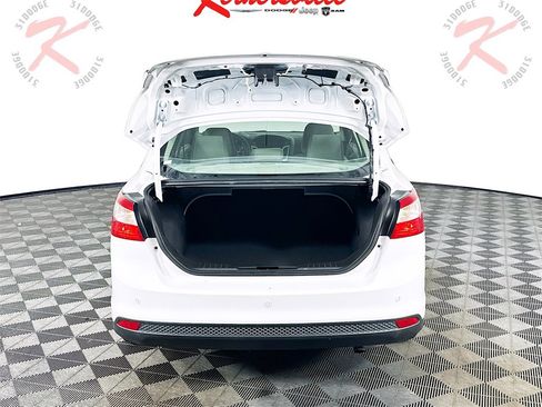 Used 2014 Ford Focus SE image 28