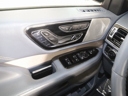 Used 2021 Lincoln Navigator L Black Label image 34