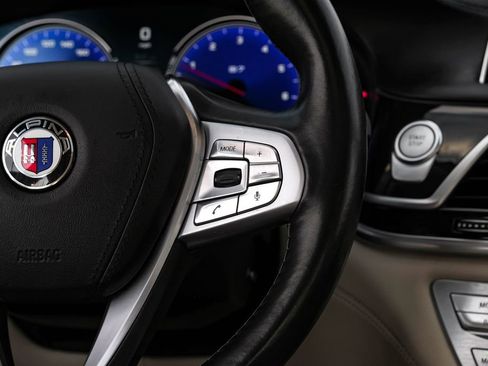 Used 2019 BMW ALPINA B7 xDrive w/ Luxury Rear Seating Package image 17