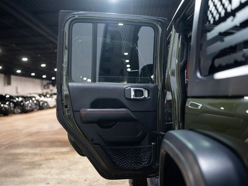 Used 2020 Jeep Wrangler Unlimited Rubicon w/ Quick Order Package 28Y Recon AWD/4WD image 40