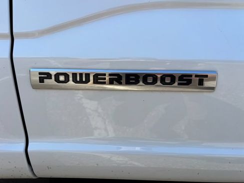 Used 2023 Ford F150 Lariat w/ Equipment Group 502A High AWD/4WD image 46
