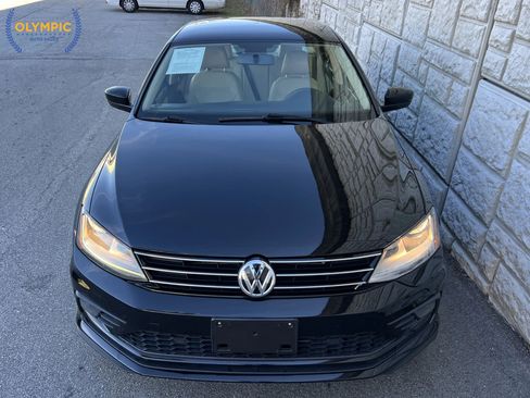 Used 2018 Volkswagen Jetta Wolfsburg Edition image 2