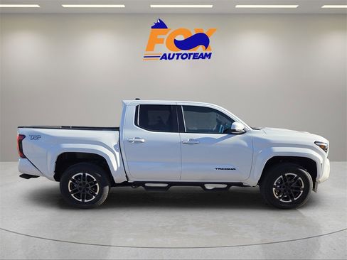 New 2026 Toyota Tacoma TRD Sport image 6