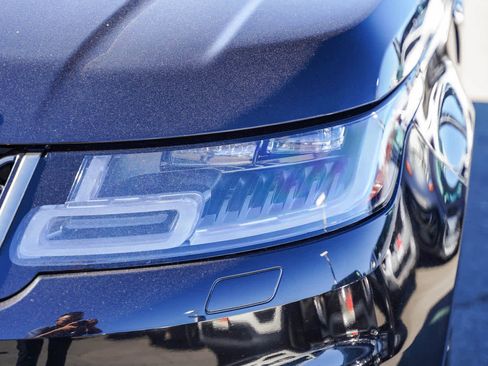 Used 2022 Land Rover Range Rover Sport HSE Silver Edition image 11