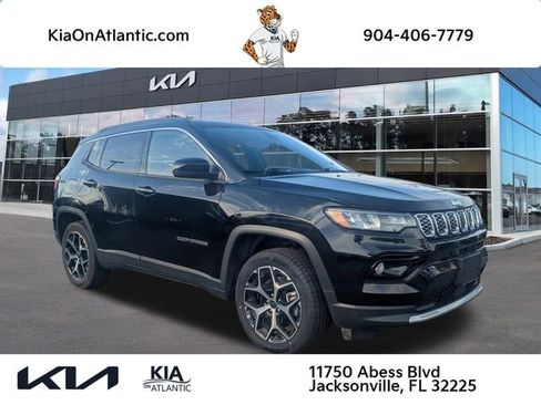Used 2025 Jeep Compass Limited AWD/4WD image 1
