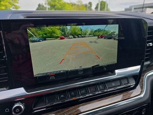 Used 2024 GMC Sierra 1500 Elevation w/ Preferred Package image 26