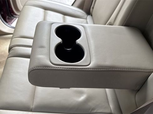 Used 2017 Jeep Grand Cherokee Overland image 39