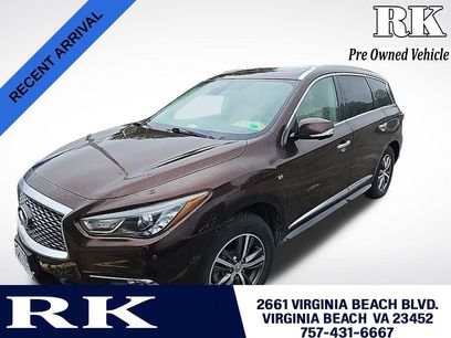 Used 2019 INFINITI QX60 Luxe w/ Essential Package