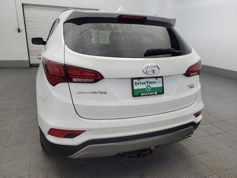 Used 2017 Hyundai Santa Fe Sport image 6
