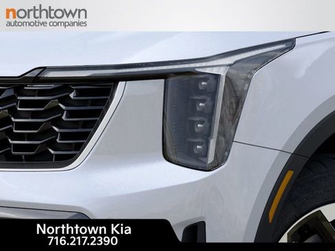 New 2025 Kia Sorento S image 11