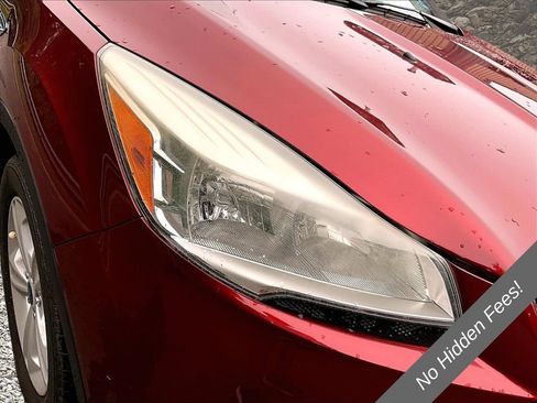 Used 2016 Ford Escape SE w/ SE Cold Weather Package AWD/4WD image 26