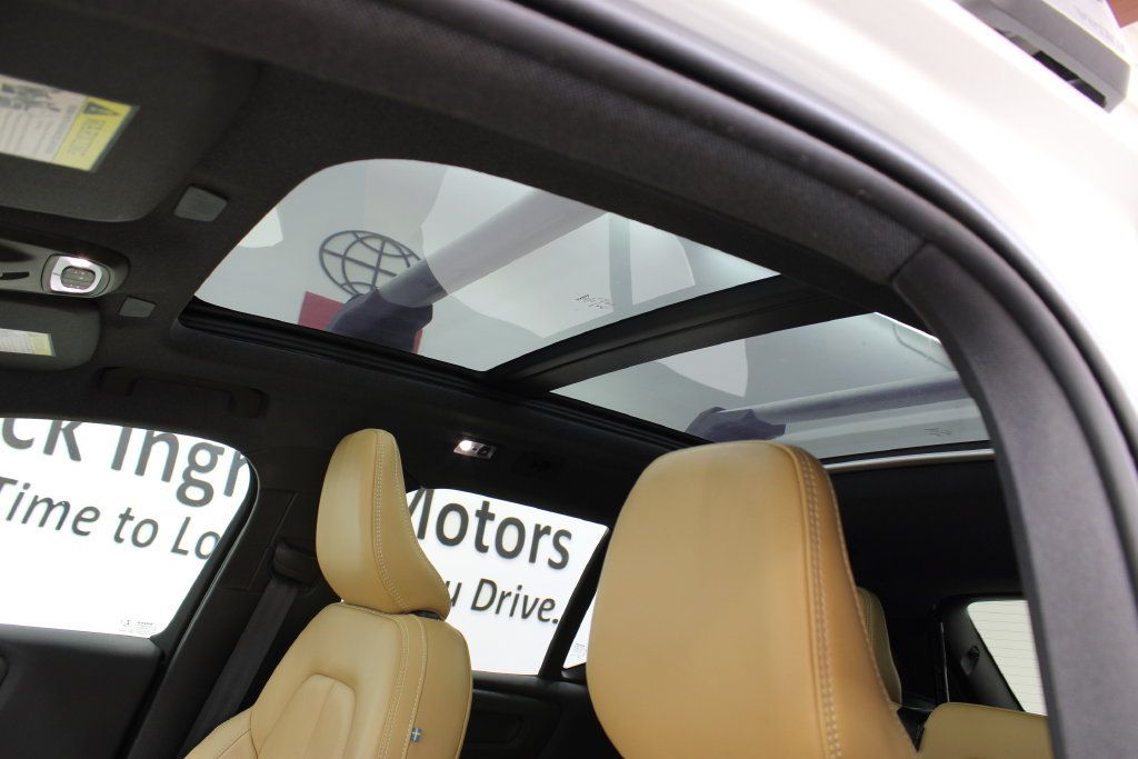 Used 2022 Volvo XC40 T5 Inscription w/ Advanced Package AWD/4WD image 14