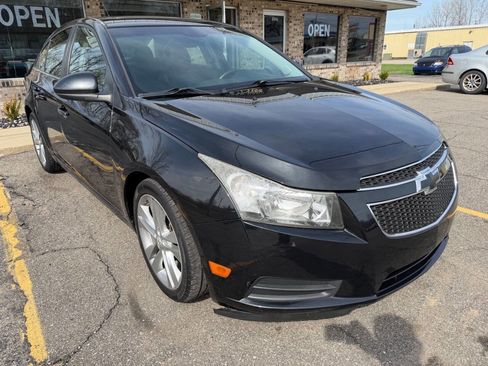 Used 2011 Chevrolet Cruze LTZ image 1