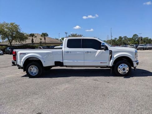 Used 2025 Ford F450 Lariat w/ Lariat Ultimate Package image 3