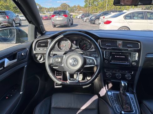 Used 2015 Volkswagen GTI SE w/ Lighting Package (SEL) image 15