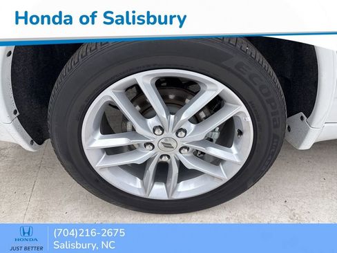 Used 2024 Dodge Durango GT image 12