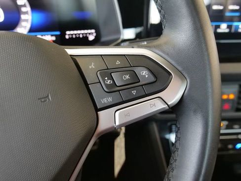 Certified 2025 Volkswagen Jetta Sport image 22