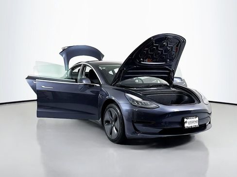 Used 2018 Tesla Model 3 Long Range image 32