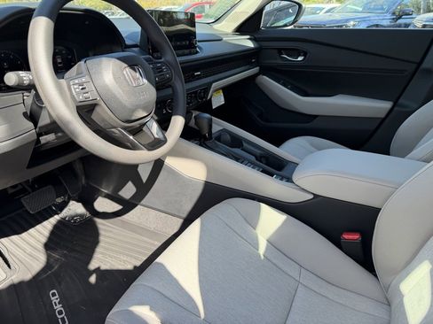 New 2025 Honda Accord SE image 12