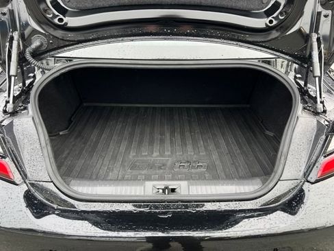 Used 2024 Toyota GR86 Premium w/ Performance Package image 14