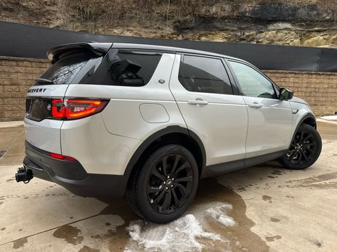 Certified 2021 Land Rover Discovery Sport SE image 3