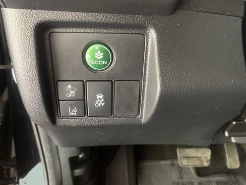 Used 2022 Honda HR-V EX image 19