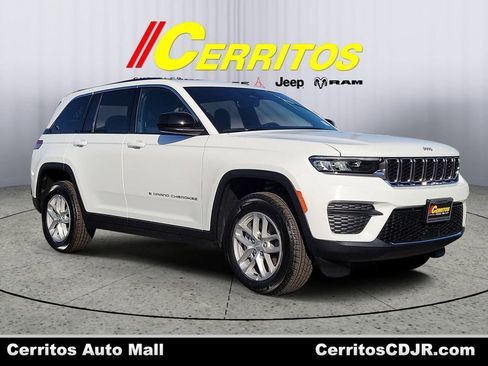 New 2026 Jeep Grand Cherokee Laredo X AWD/4WD image 1