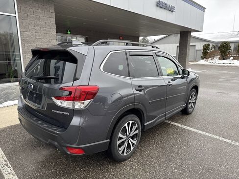 Used 2023 Subaru Forester Limited image 3