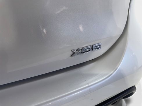 Used 2024 Toyota Highlander FWD image 24