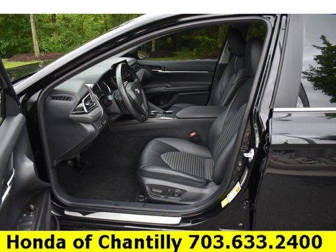 Used 2023 Toyota Camry SE FWD image 26
