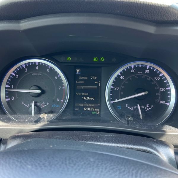 Used 2019 Toyota Highlander XLE AWD/4WD image 24