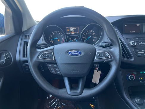 Used 2018 Ford Focus SE image 12