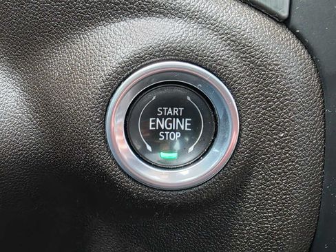 Certified 2022 GMC Sierra 1500 Denali w/ Denali Reserve Package AWD/4WD image 35