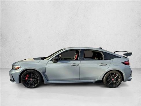 Used 2024 Honda Civic Type R image 9