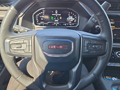 Used 2024 GMC Sierra 2500 AT4 w/ AT4 Premium Plus Package image 31