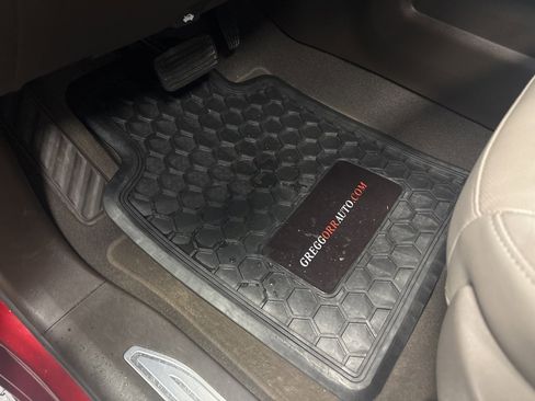 Used 2020 GMC Sierra 1500 SLT image 16