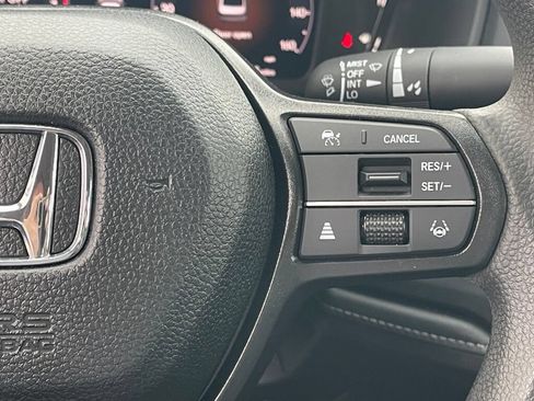 Used 2025 Honda Accord SE image 19