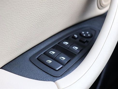 Used 2018 BMW X1 sDrive28i image 26