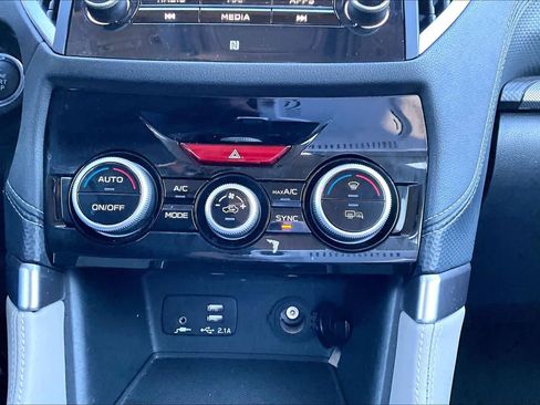 Used 2019 Subaru Forester Limited image 35