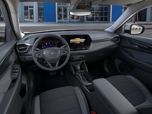 New 2026 Chevrolet TrailBlazer LT FWD image 40