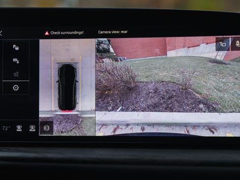 Certified 2025 Audi Q5 Premium w/ Convenience Package image 16