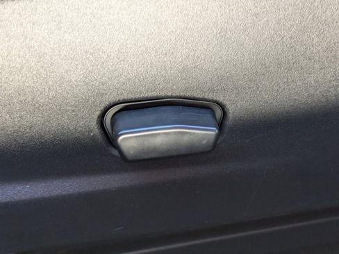 Used 2015 Dodge Challenger R/T Scat Pack w/ Leather Interior Group image 12